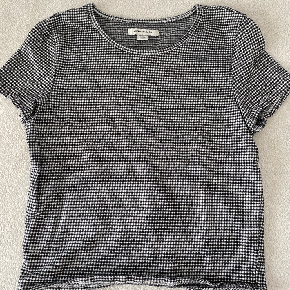 American eagle gingham short sleeve top🤍🖤